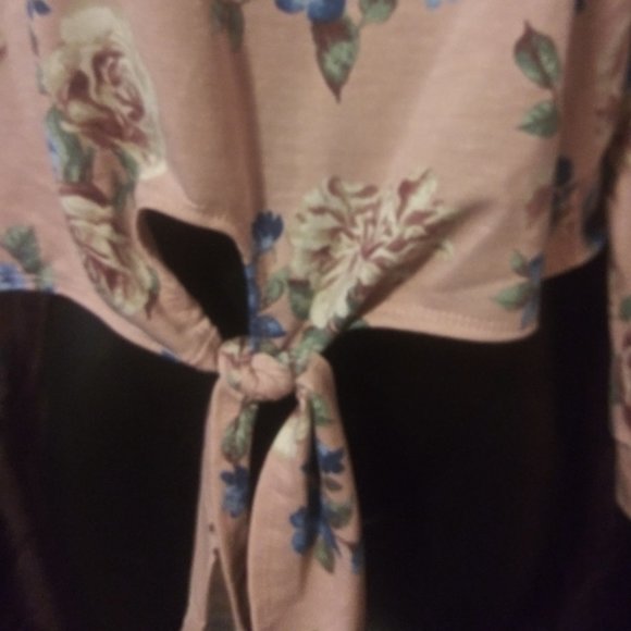 Off-Should Pink Floral Long Sleeve Top - Picture 3 of 3